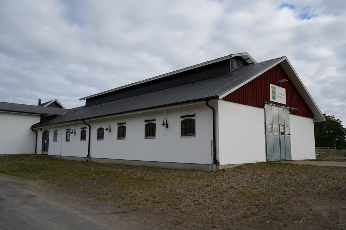 Fasad på verksamhetsbyggnad ur LJ Byggs bildarkiv