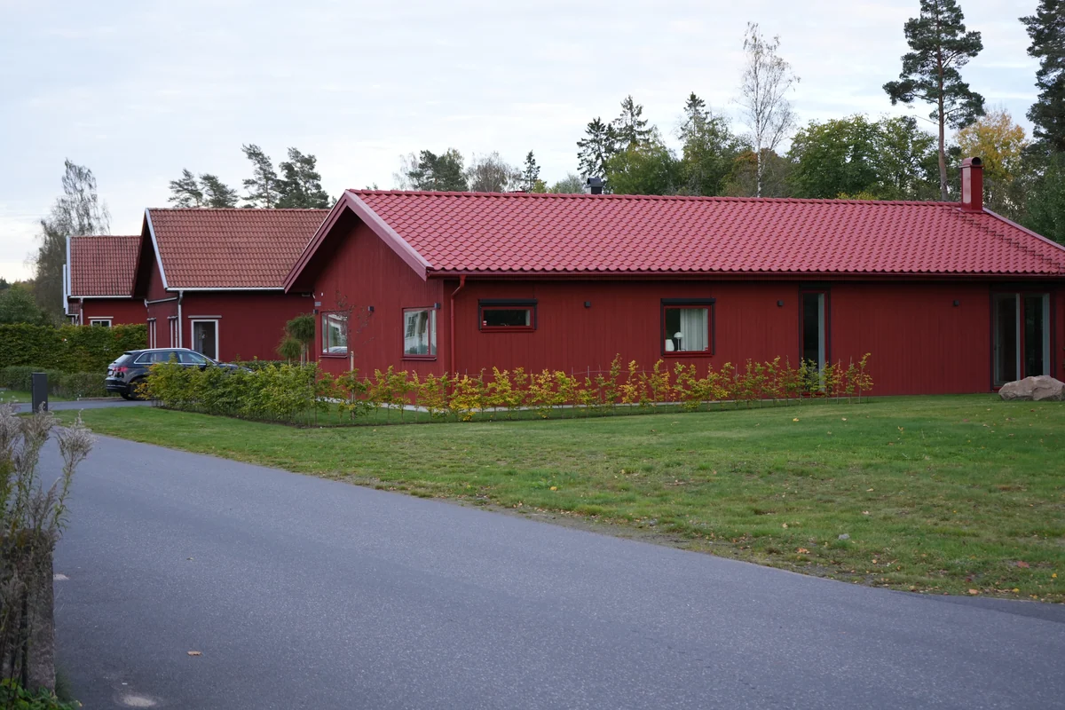 Kaffegatan · byggnaden och dess omgivning.